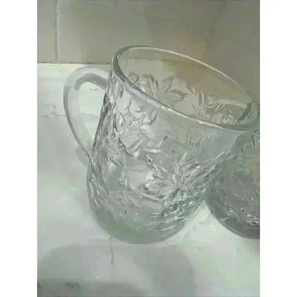 Princess House Fantasia Mugs Cups Poinsettia Crystal Clear Glass Coffee Set of 4 - Picture 3 of 13